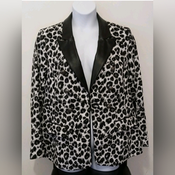 NWT Lane Bryant Leopard Print Blazer Jacket Black & White Womens Plus Sz 22 (2X) - Picture 4 of 11